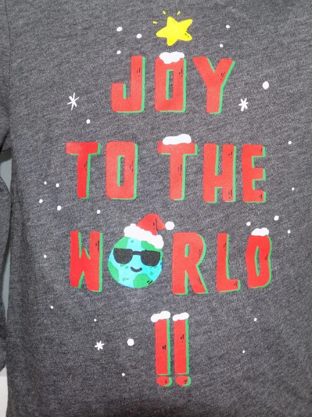 Old Navy “JOY TO THE WORLD !!’” Gray LS Shirt Size 2T Boy's NEW